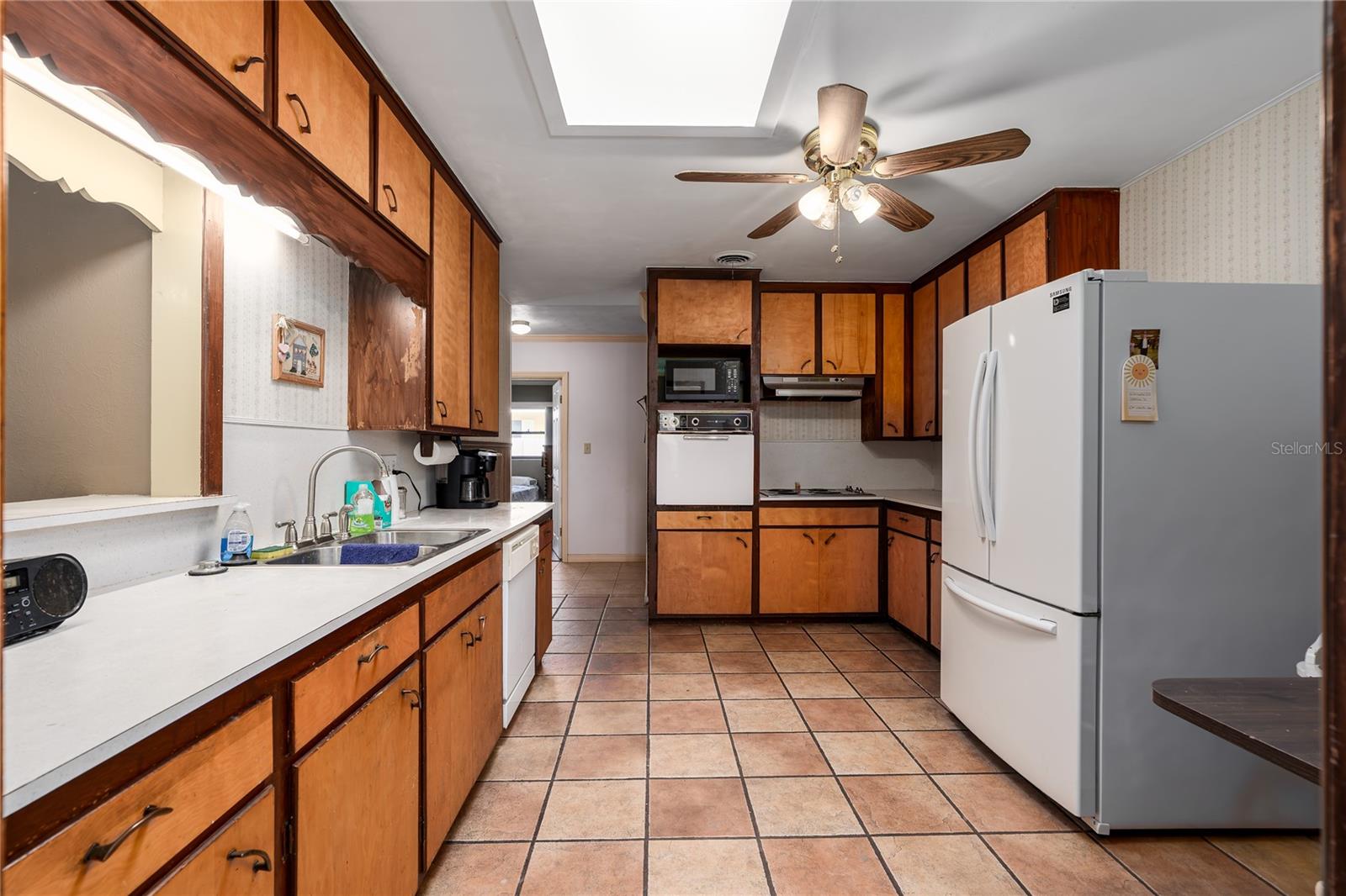 2605 27th Avenue Drive W