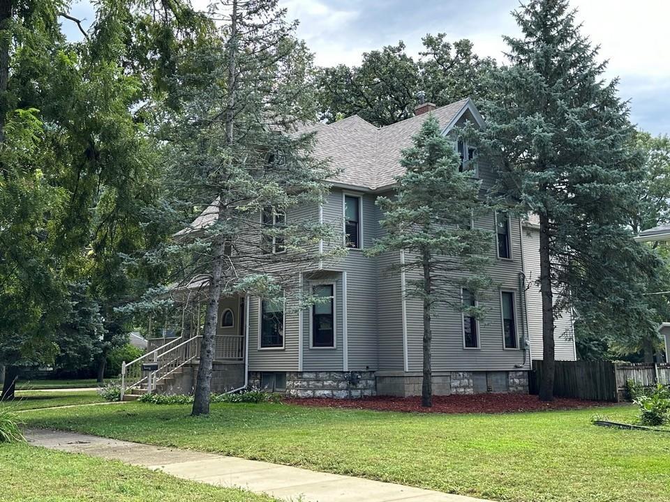 406 Ferguson Street