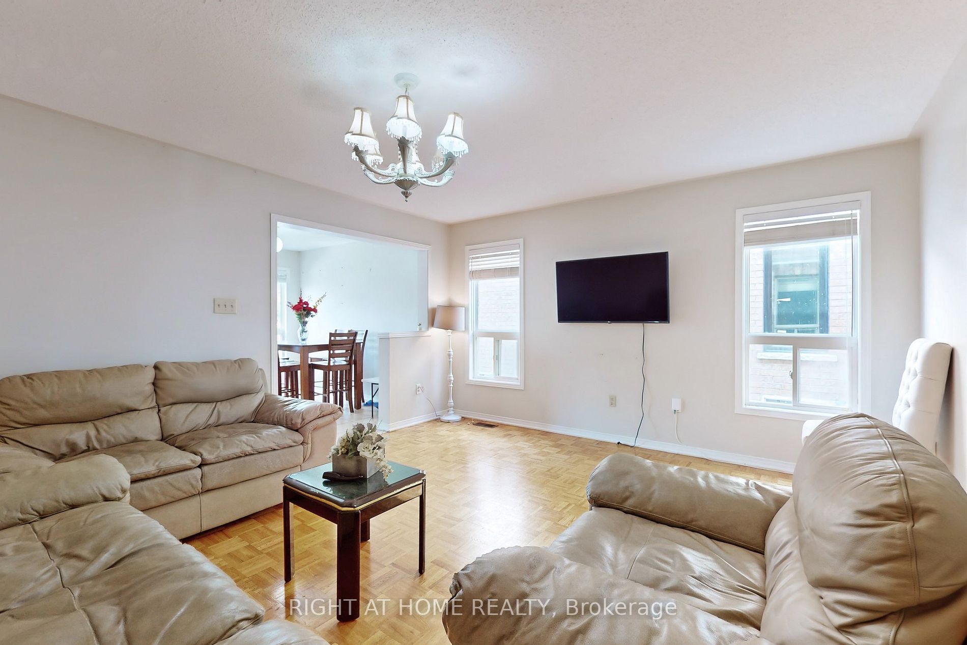 50 Argento Cres Upper