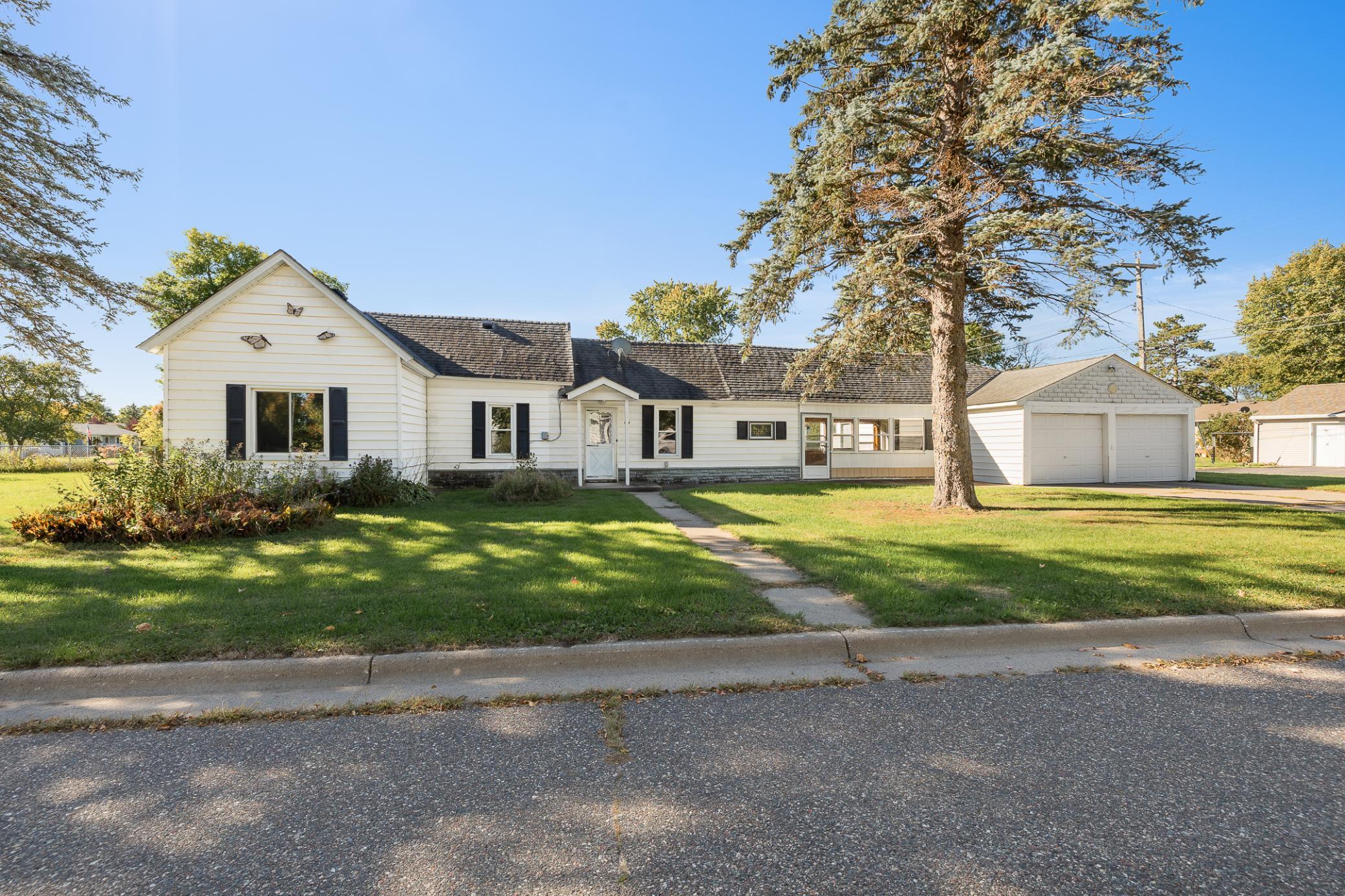 Tucked on a quiet side street in S.E. Little Falls, this home offers the comfort & convenience of one level living! The main floor features a spacious living room, kitchen w/pantry & informal dining area, main bedroom & 2nd bedroom w/laundry.  The 14x18 screened porch/breezeway offers vaulted ceiling and easy access to the attached 2 stall garage with a bonus 16x20 3rd stall on the back! Most of the windows new in 2023. New furnace in 2020.  Partially fenced yard. Concrete Drive.  Private well for watering.