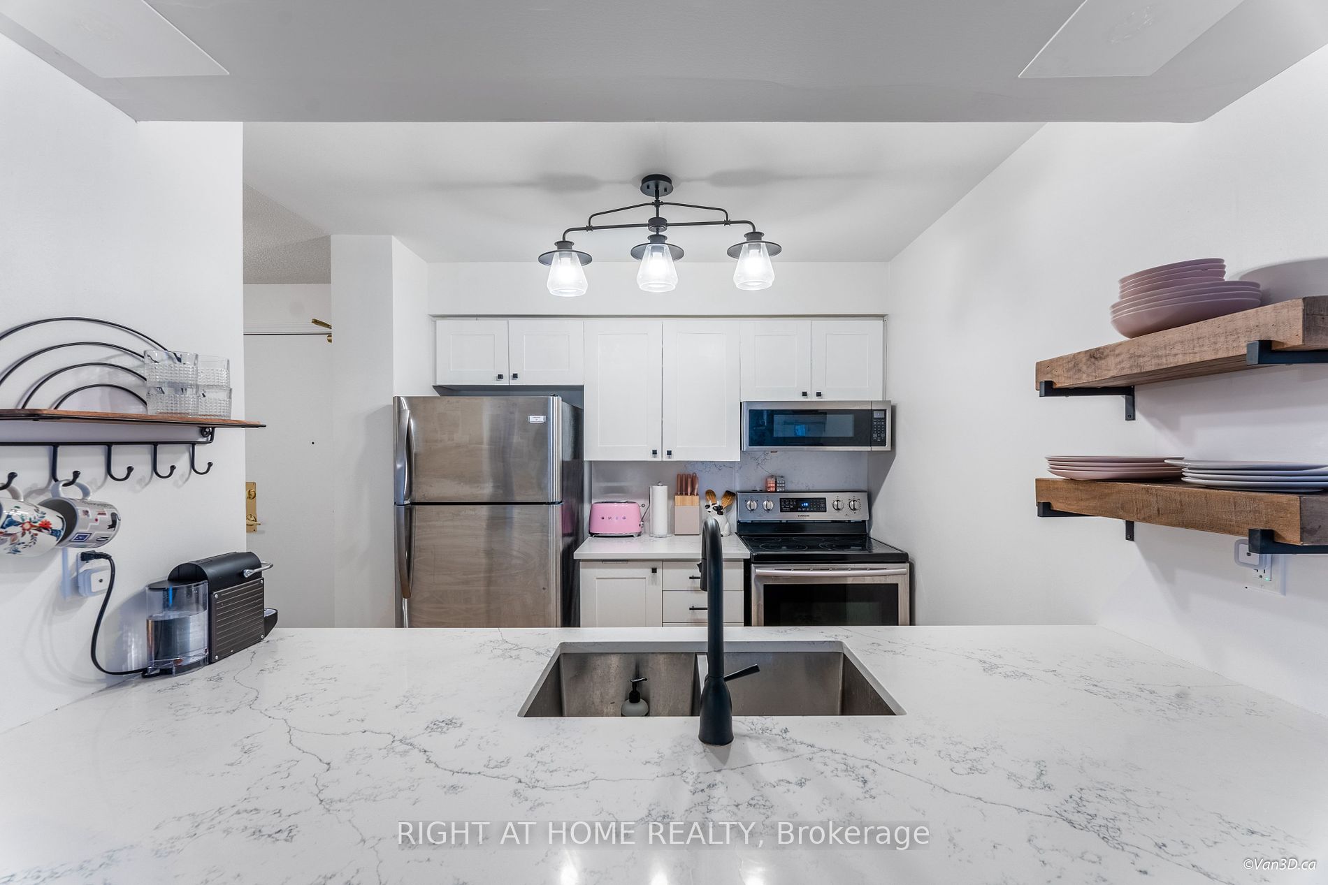 650 W Lawrence Ave 343