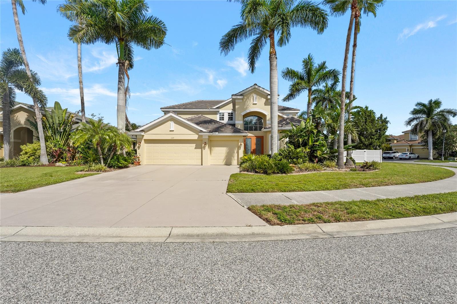 1729 Pinyon Pine Dr