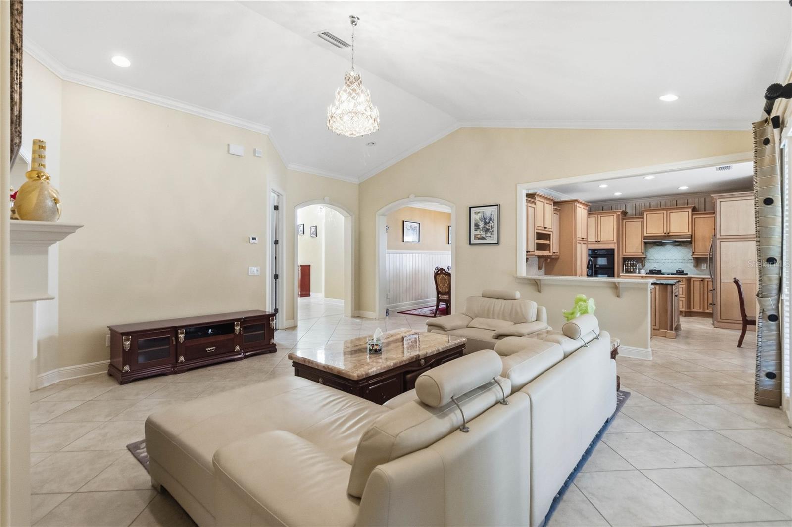 1298 Bella Vista Circle
