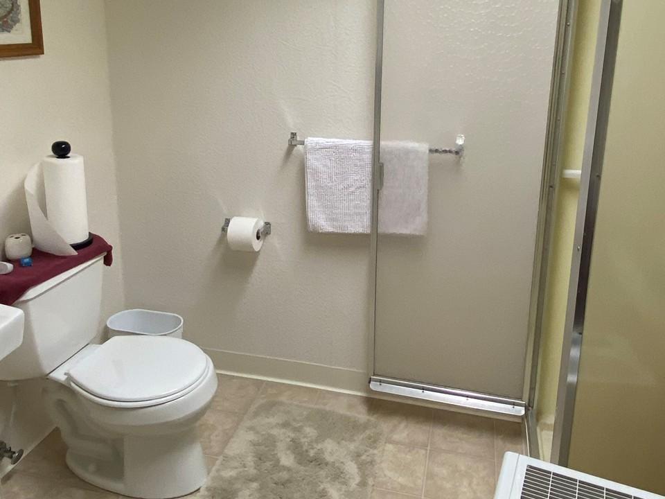 2520 Calihan Avenue NE