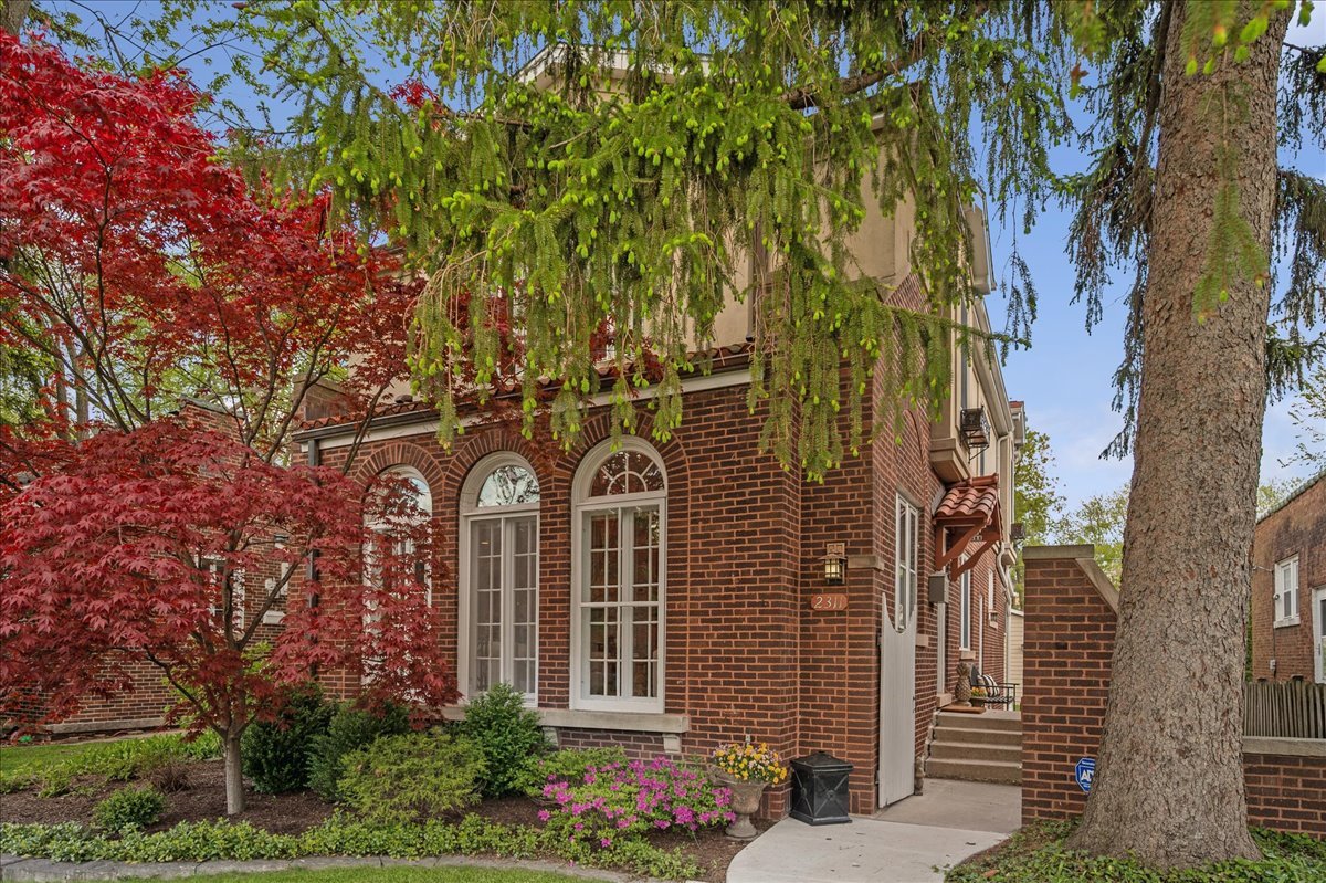 Step into this impressive 4-bedroom, 4 bath very special home, in popular Northwest Evanston. Every inch of this beautifully decorated home radiates charm. There are gleaming hardwood floors and sun-drenched rooms throughout the entire home. Special architectural features include three French doors with Palladian windows in the living room with a gas fireplace flanked by elegant Prairie-style bookcases. You'll also find vaulted ceilings and a skylight on the second level. An informal dining area is adjacent to the living space along with a full size bath. There is a first floor bedroom  currently used as an office. Cook in the kitchen, which is both stylish and functional, featuring all stainless-steel appliances (including a brand new 2026 Viking range!) and dark oak cabinets.  Enjoy meals in the cozy, bright breakfast area or on the deck overlooking the nice backyard! On the second level are two spacious bedrooms and a wonderful master suite boasting a walk-in closet and spa-like bath. Plus, you'll love the convenience of a second-floor laundry room. Loads of storage throughout. The finished basement offers great additional space with  a recreation room, a flexible bedroom/office space and the 4th full bath in this outstanding home. Conveniently located near shops, restaurants, transportation, downtown Evanston, Northwestern Univ., Old Orchard mall and I-94.