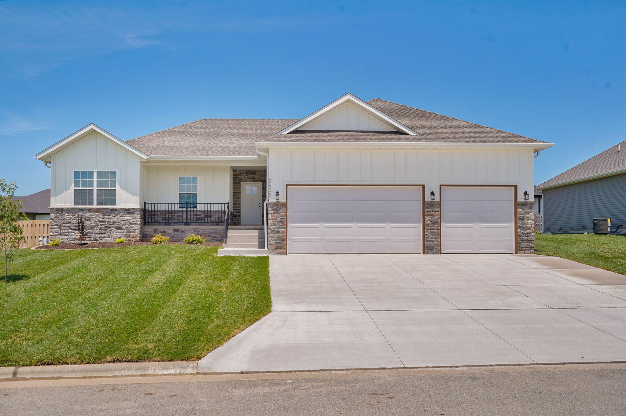 2605 W Webb Road