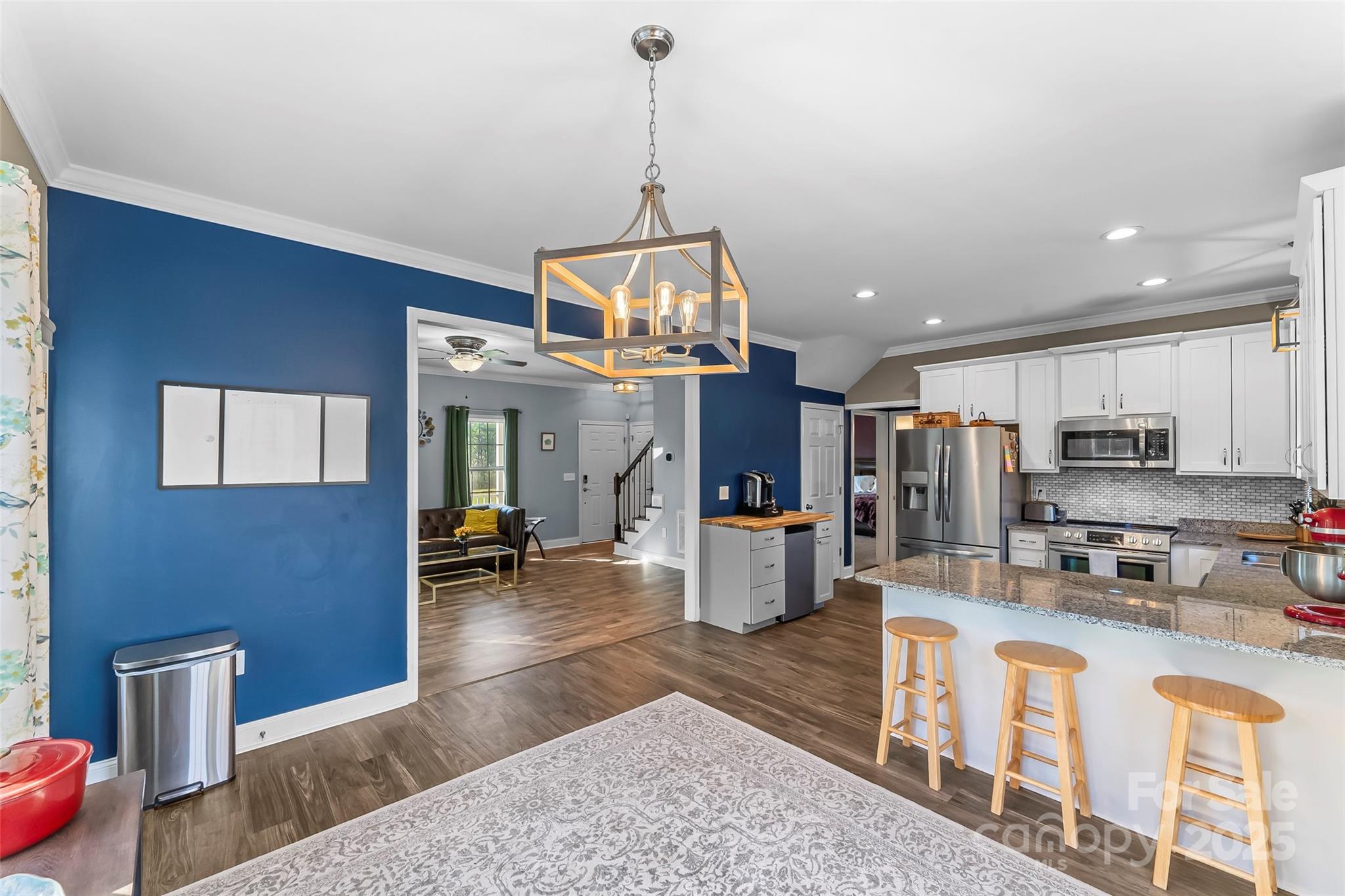 1294 Saylor Way