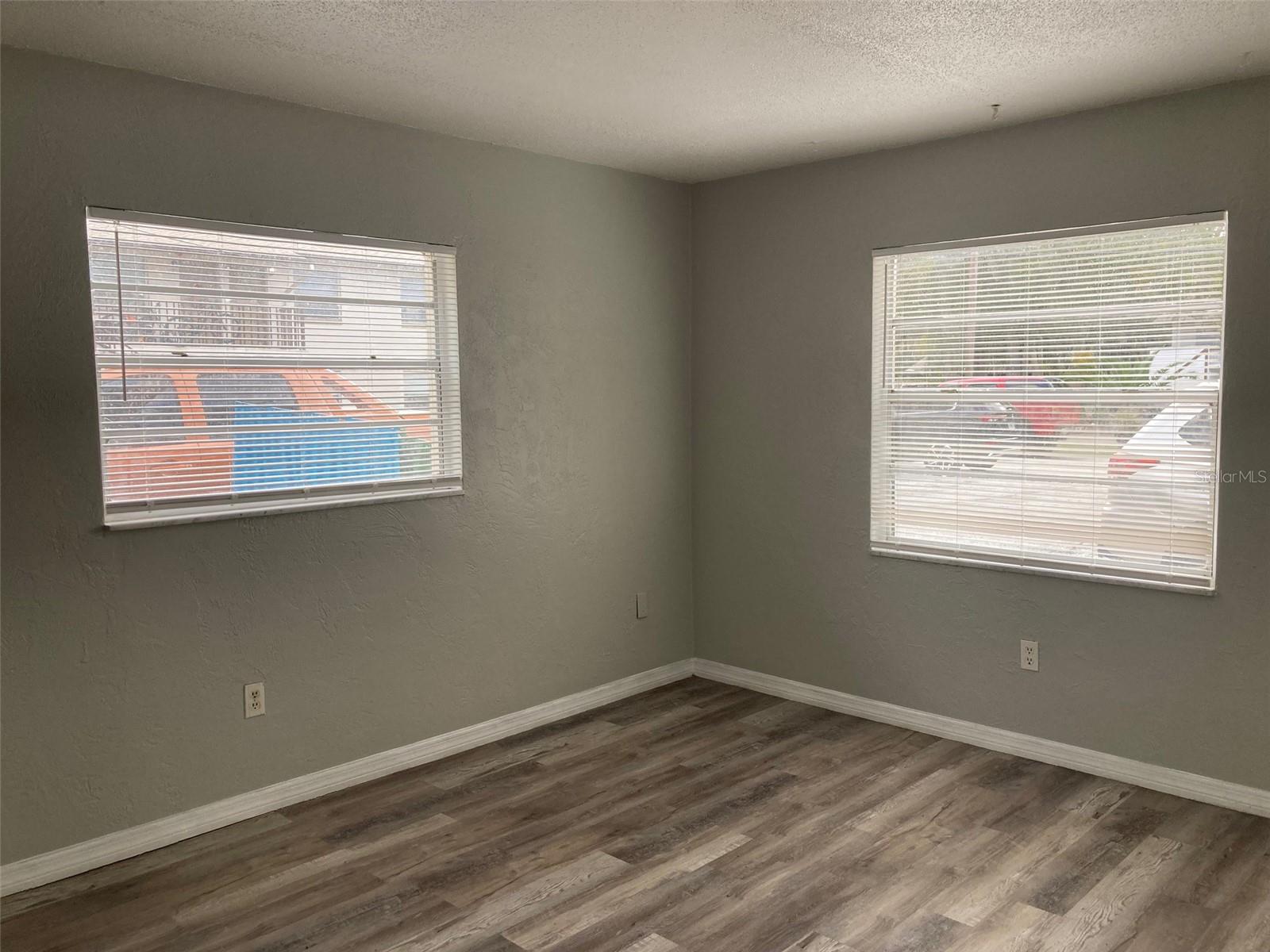 1217 Kennedy Road 44