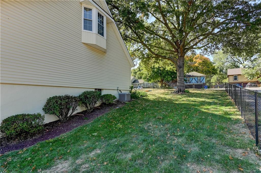 1913 Place Liberte Drive