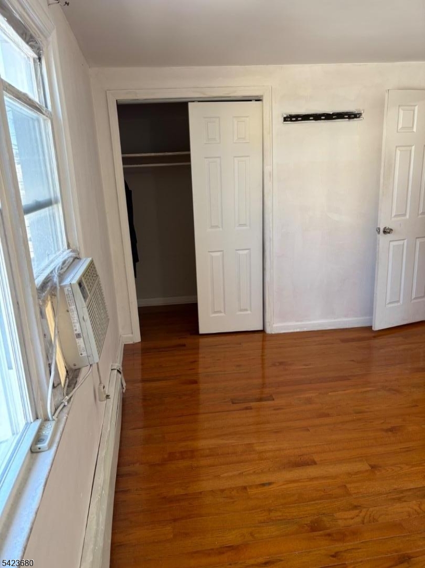 34 Cedar Ave
