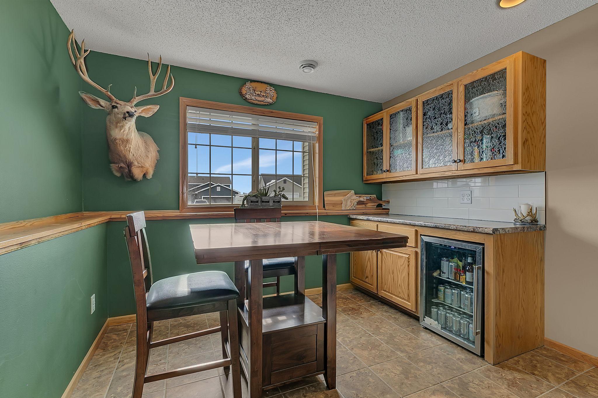 1525 Park View Lane NE