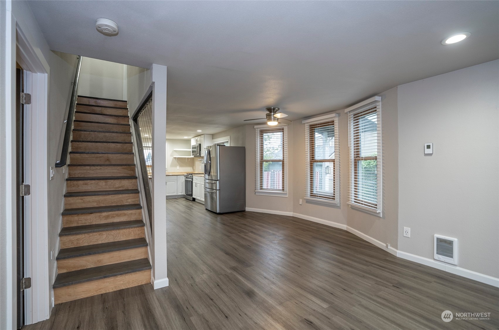 1017 E 59th