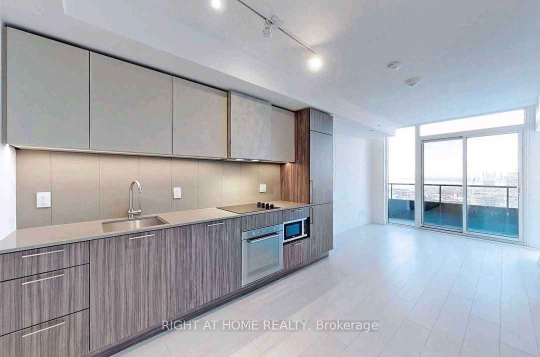 19 Western Battery Rd Ph11