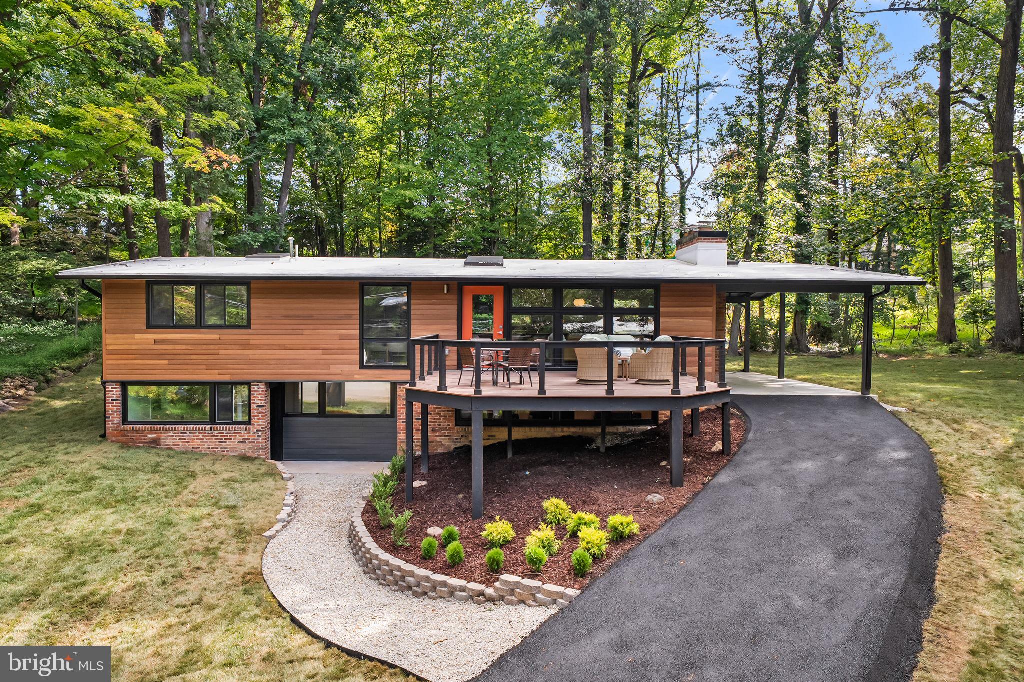 7527 Friar Tuck Court
