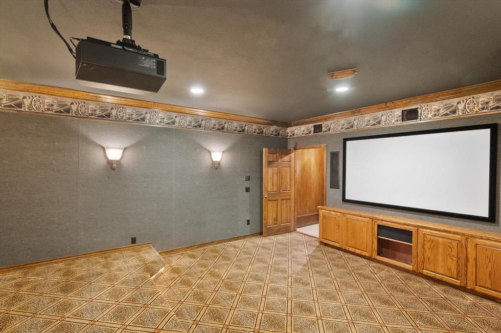 2114 Cross Creek Court
