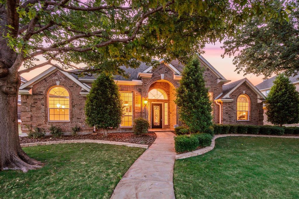 2046 Boone, Circle Frisco, TX