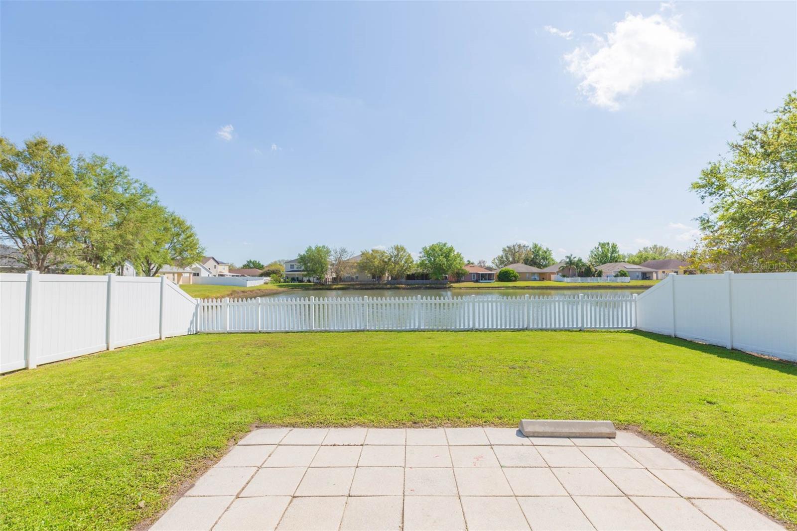 7352 Cutwater Lane