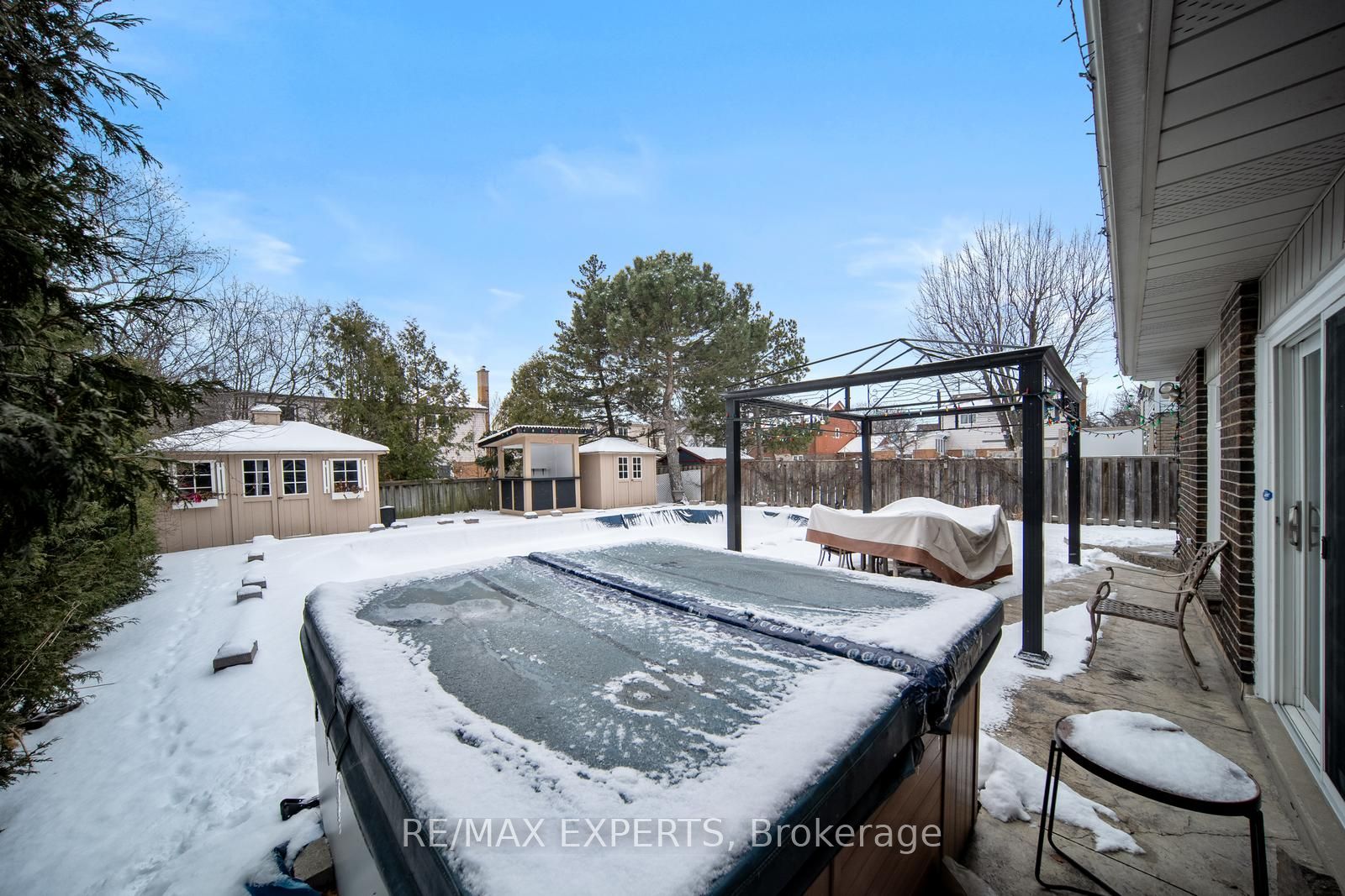 42 Montcalm Pl