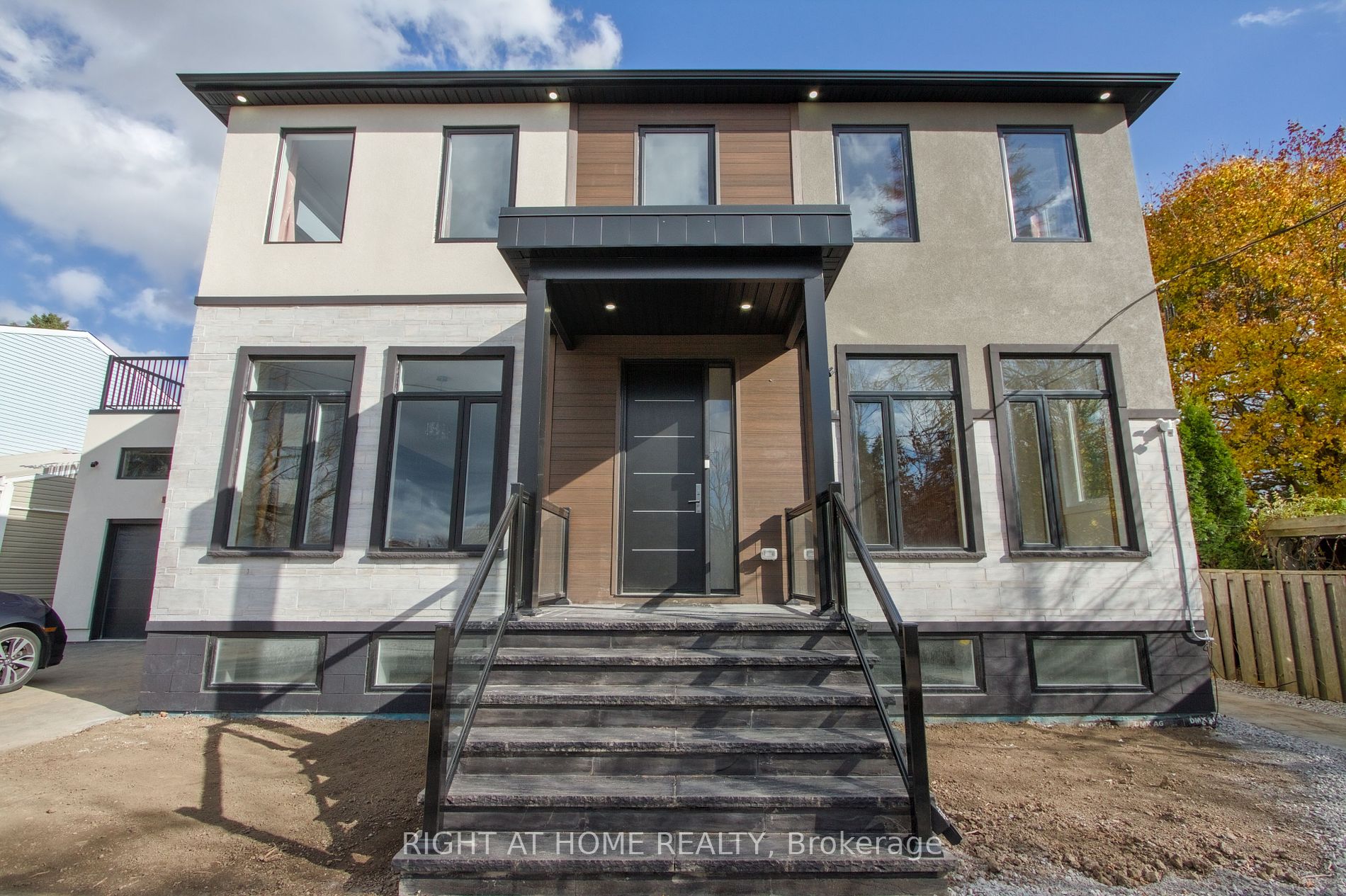 133 Roxborough Rd Main