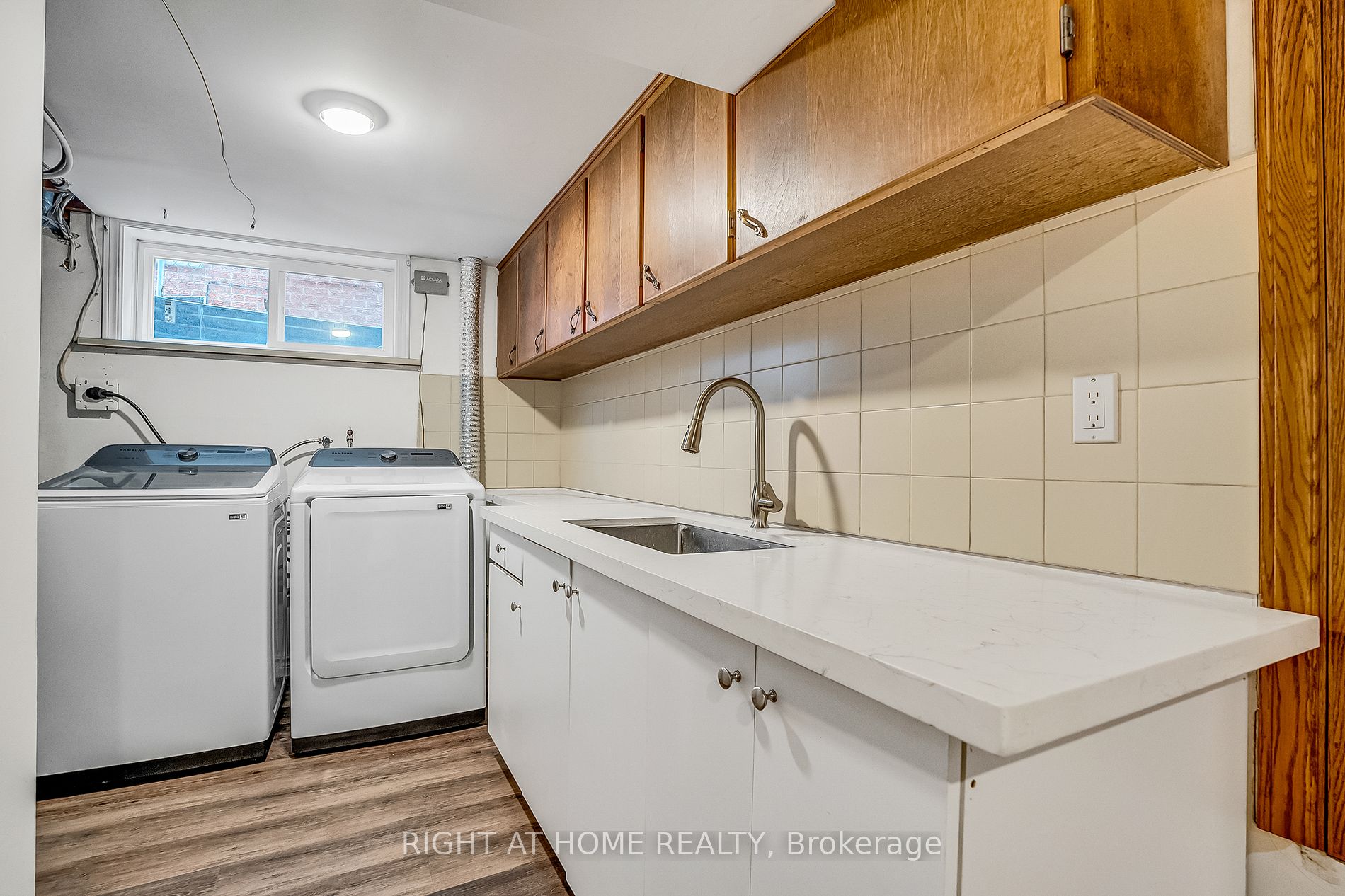 288 Huntsmill Blvd Bsmt