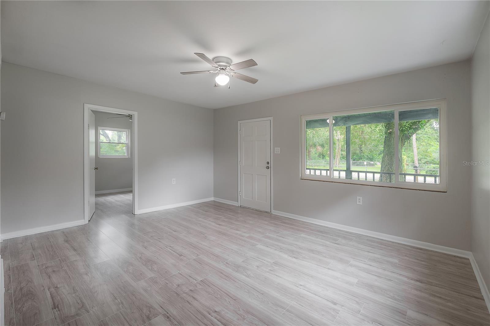 10411 N Woodmere Road