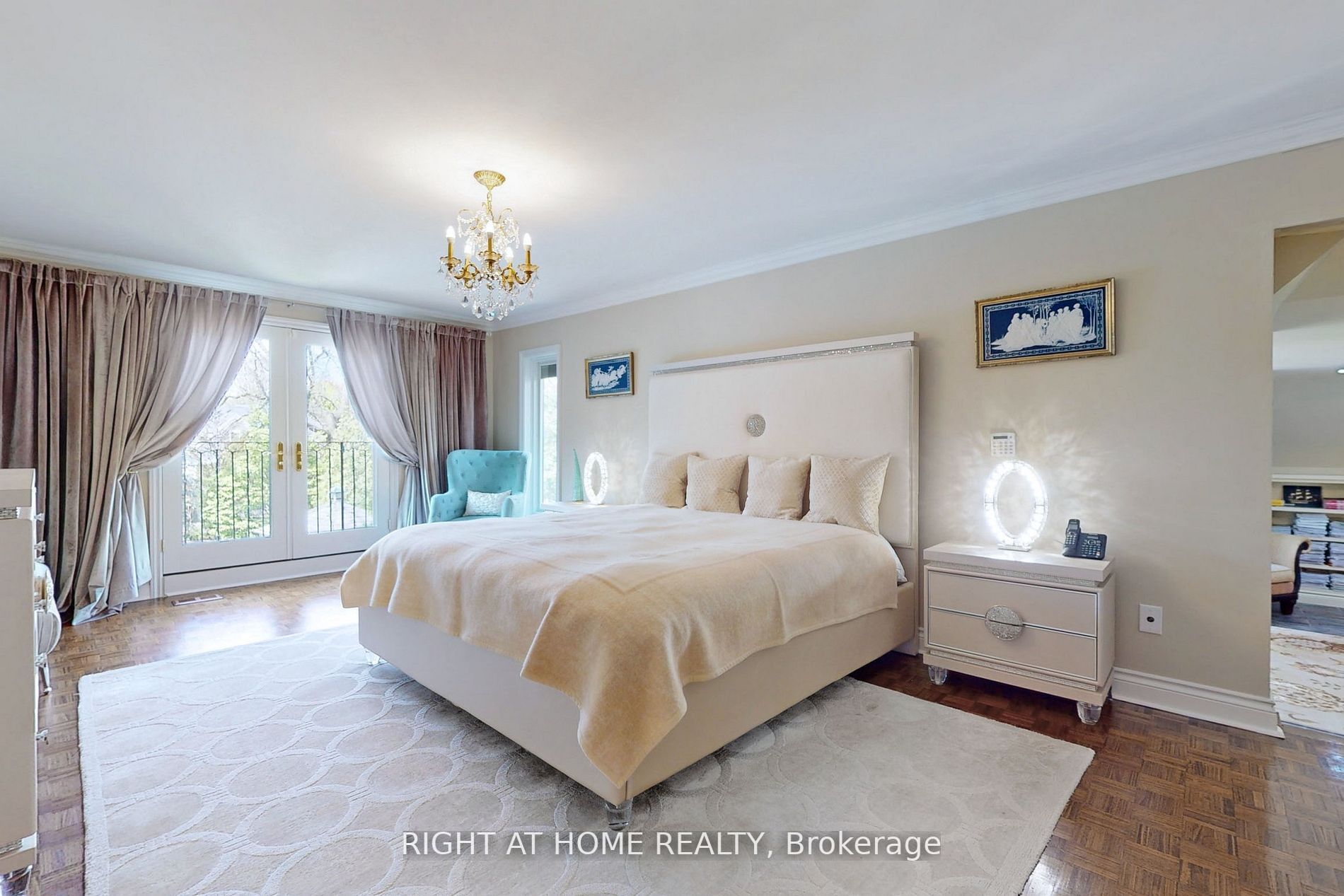 375 W Lakeshore Rd