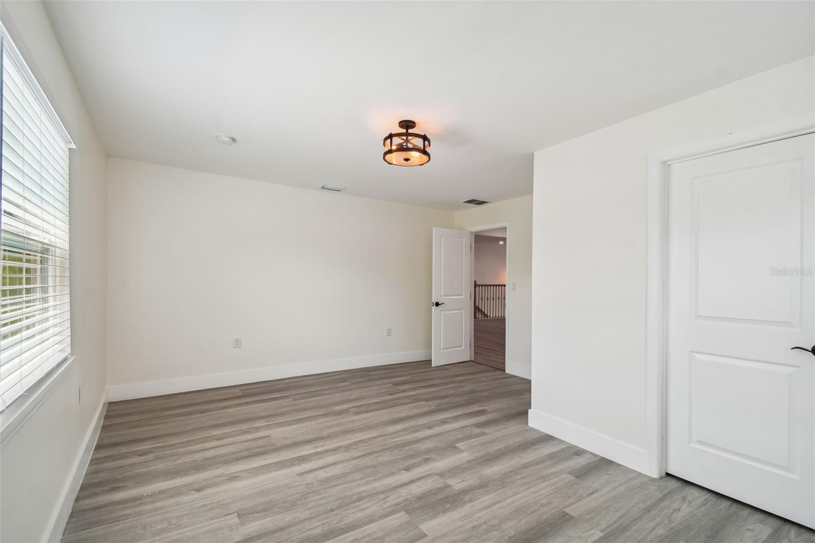 4910 W San Miguel Street