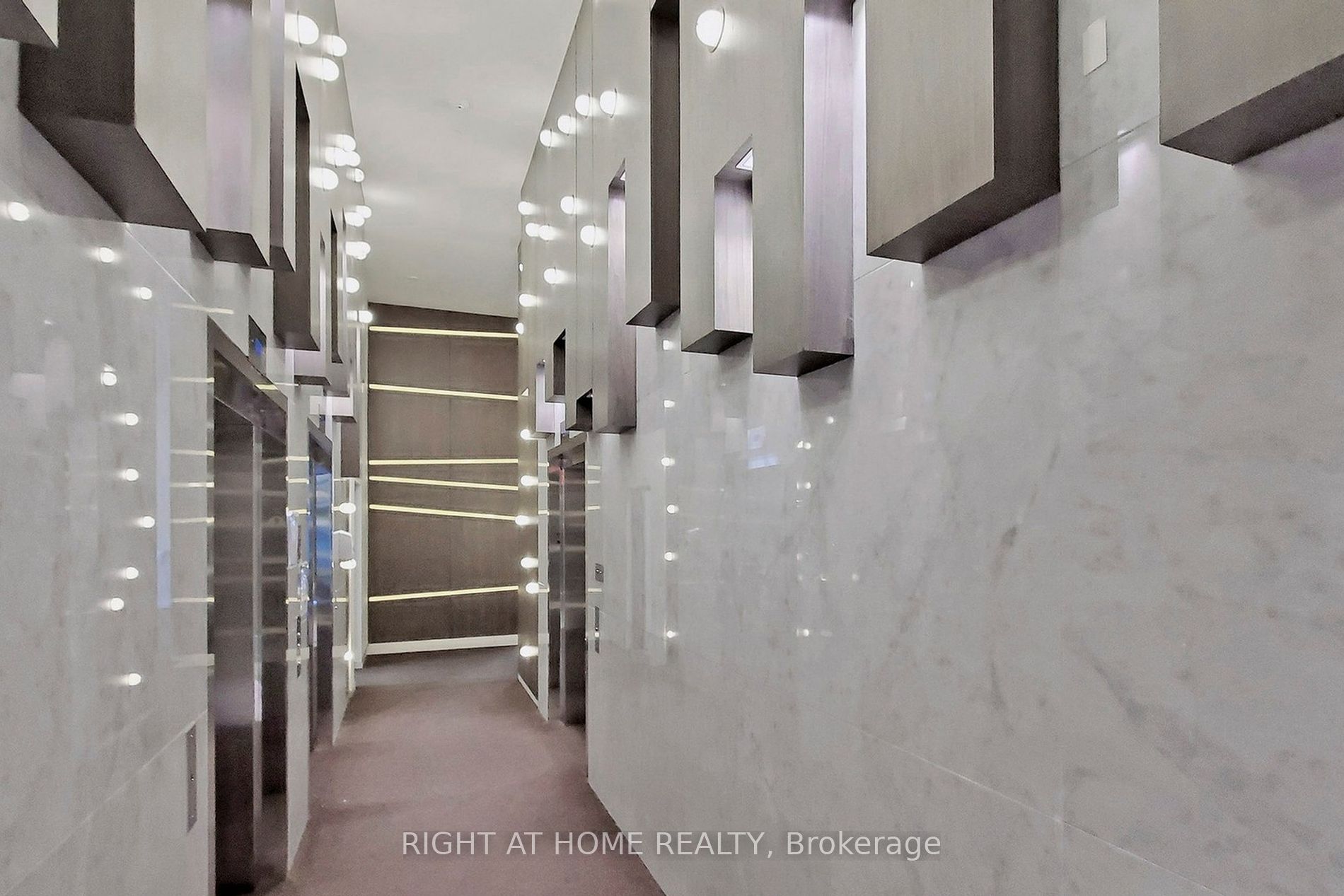 68 Canterbury Pl 902