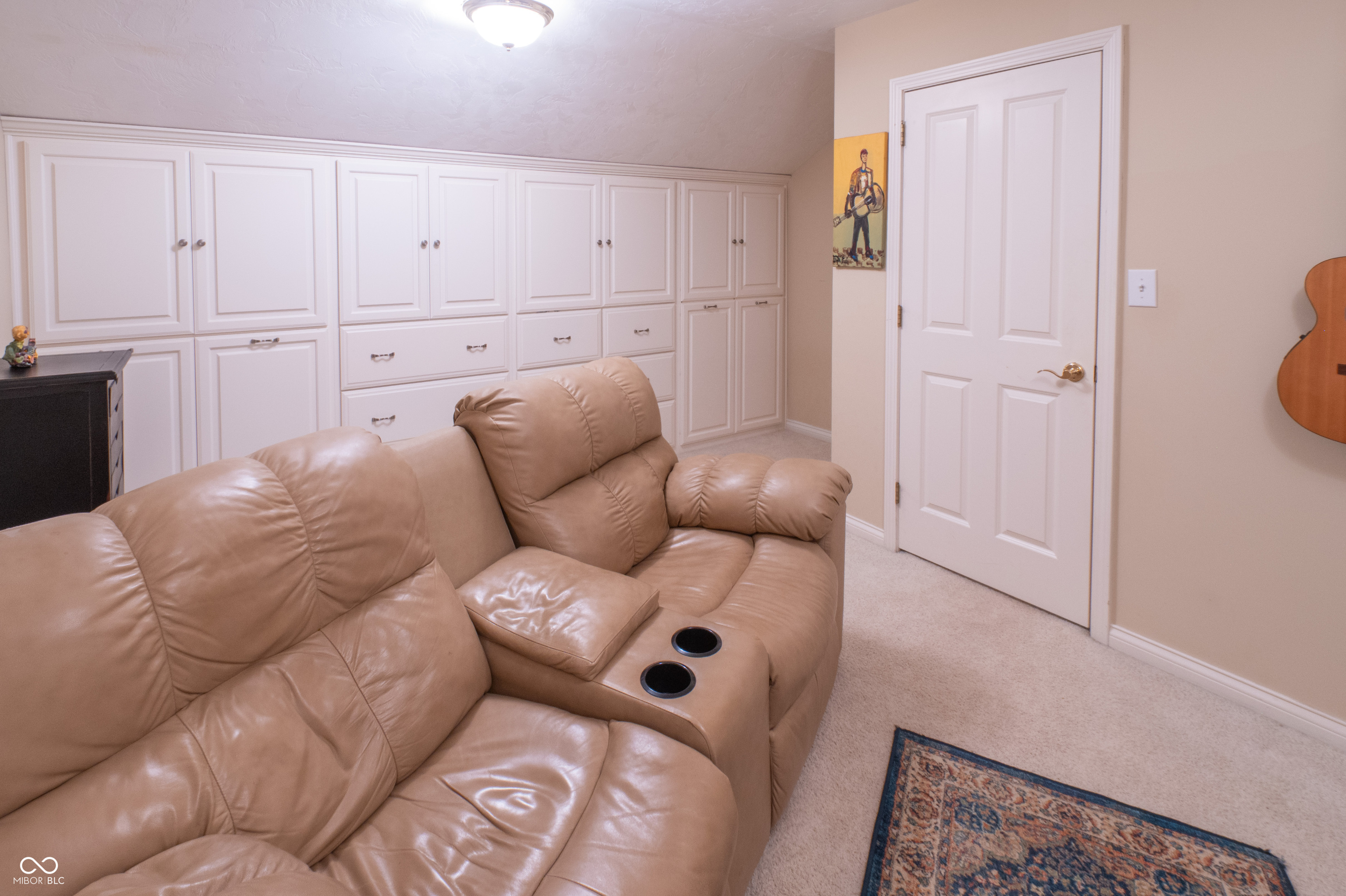 1700 Pathway Drive S