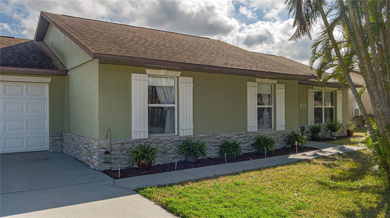 1406 14th Street Court W