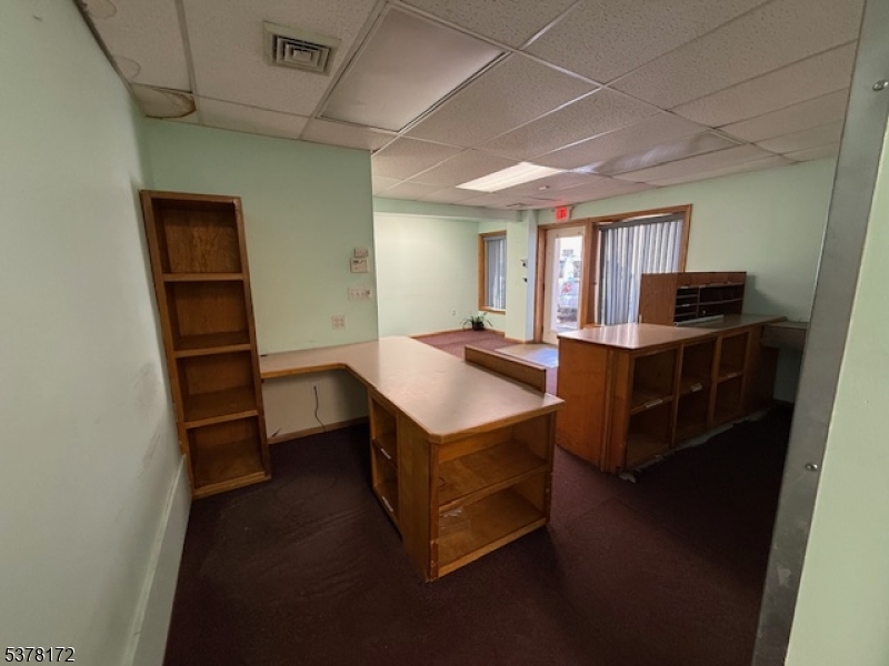 372 S Main St, Phillipsburg NJ
