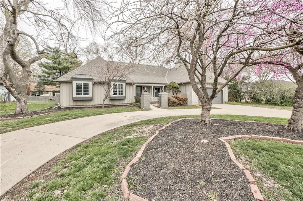 4304 W 83rd Street