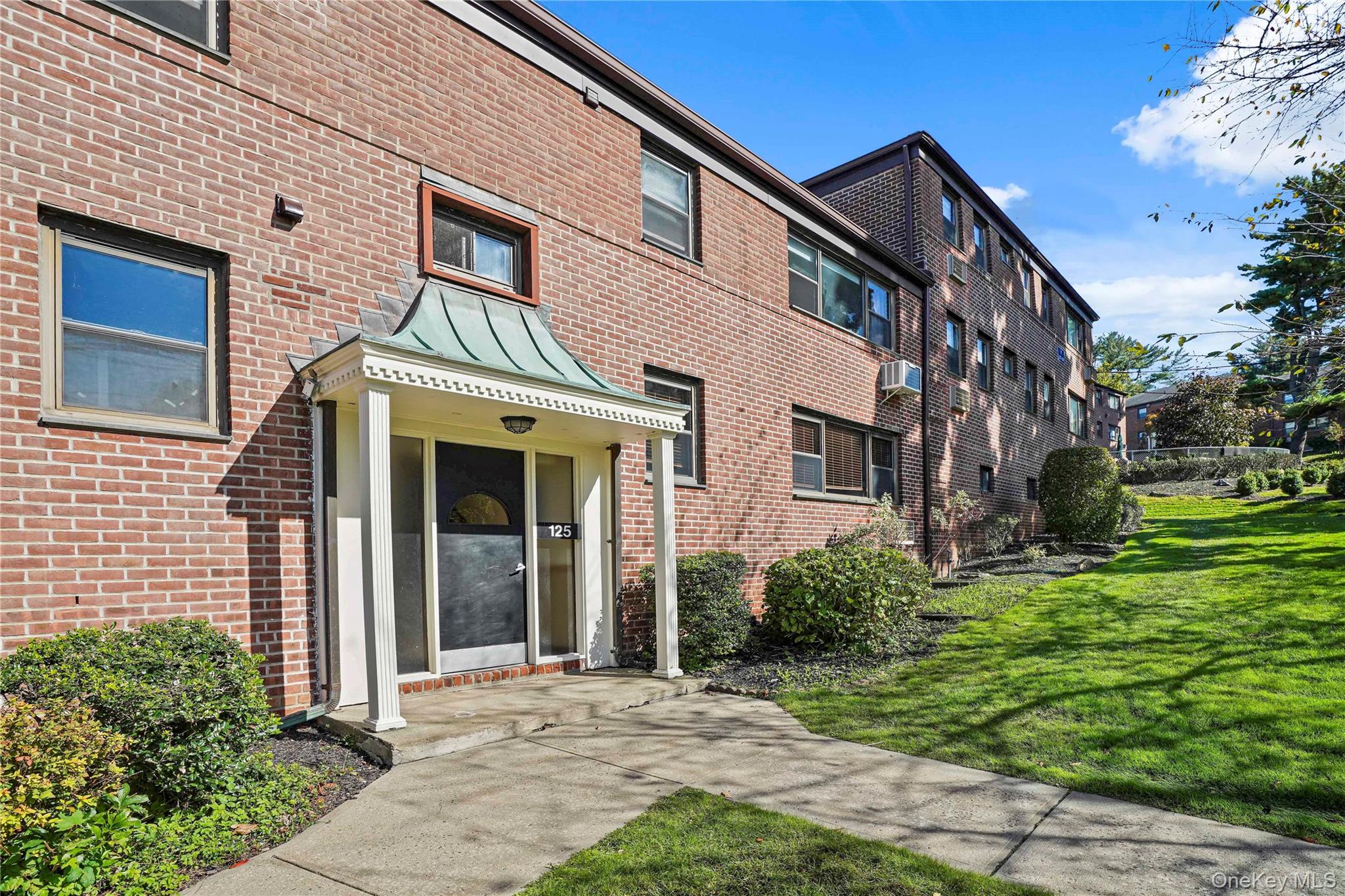 125 Beacon Hill Drive F-11