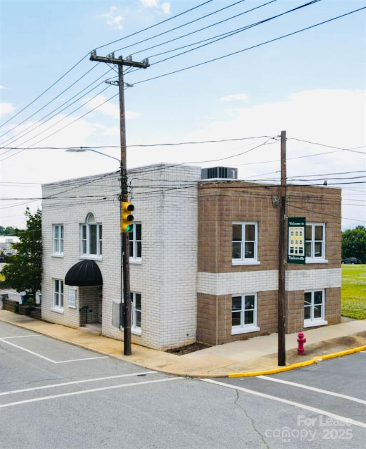 214 Main Avenue Drive