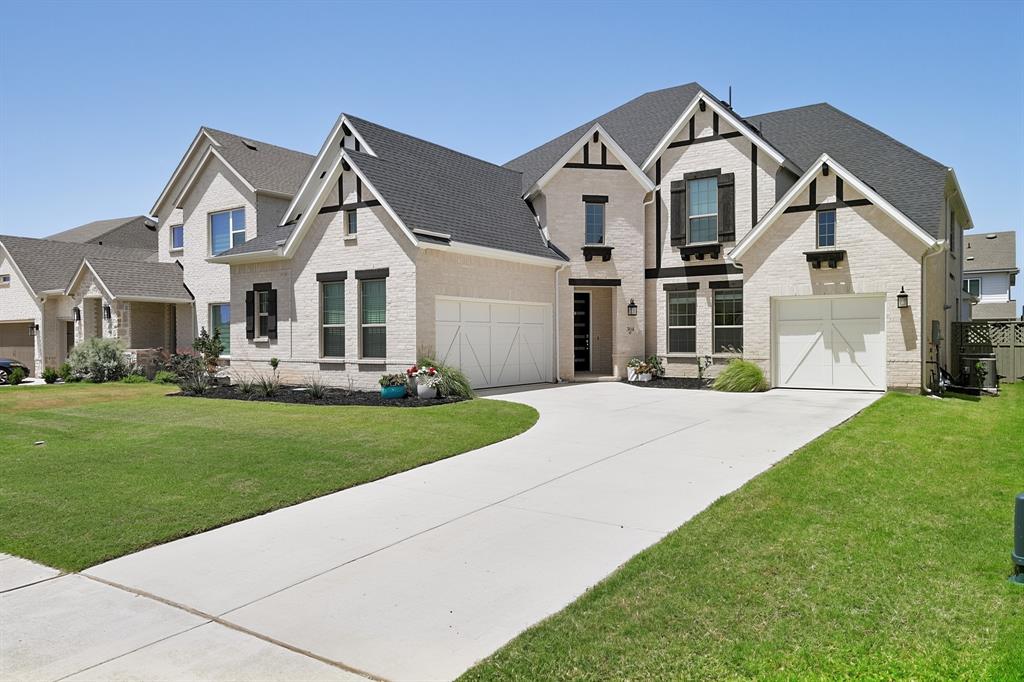 304 Cottontail Lane