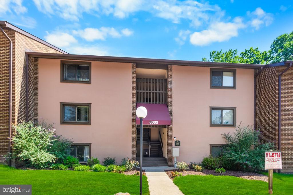 6065 Majors Lane UNIT 1