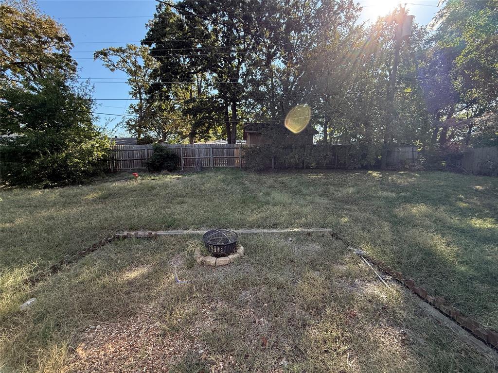 110 S Hickory Avenue