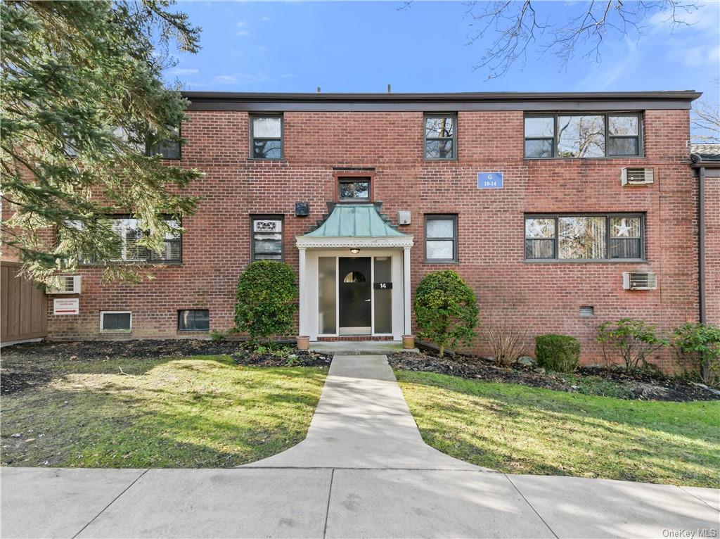 Residential for sale in Greenburgh, New York, H6276857