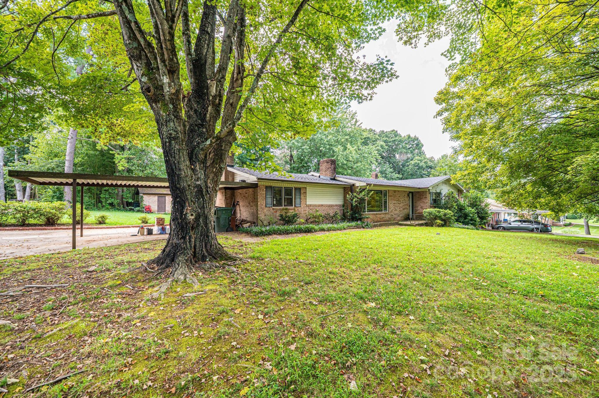 1460 23rd Avenue Place NE