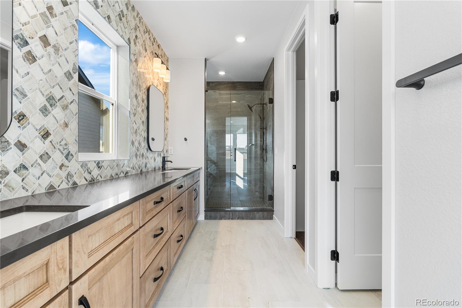 1250 Bridgefield Road