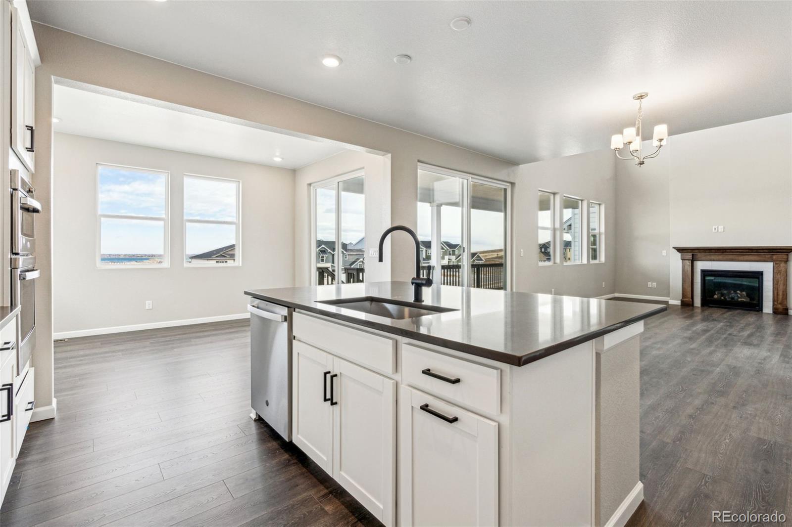 9334 Quartz Street