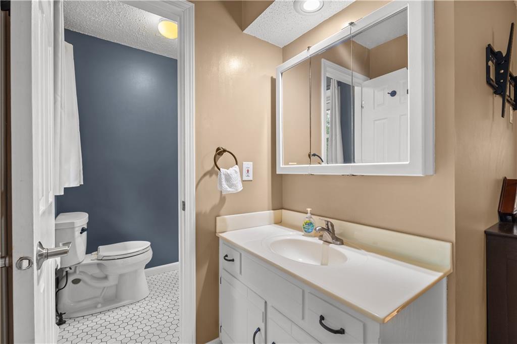 7010 N Wheaton Avenue