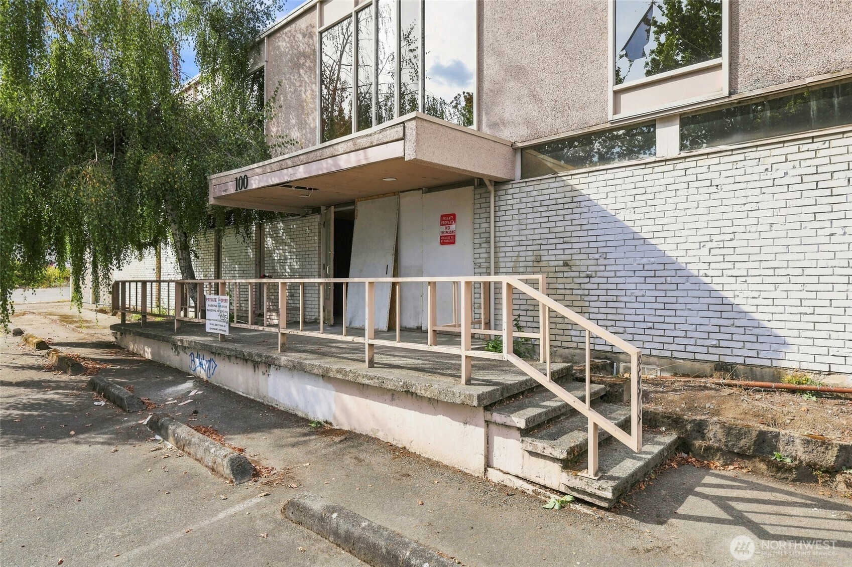 100 S 2nd Street