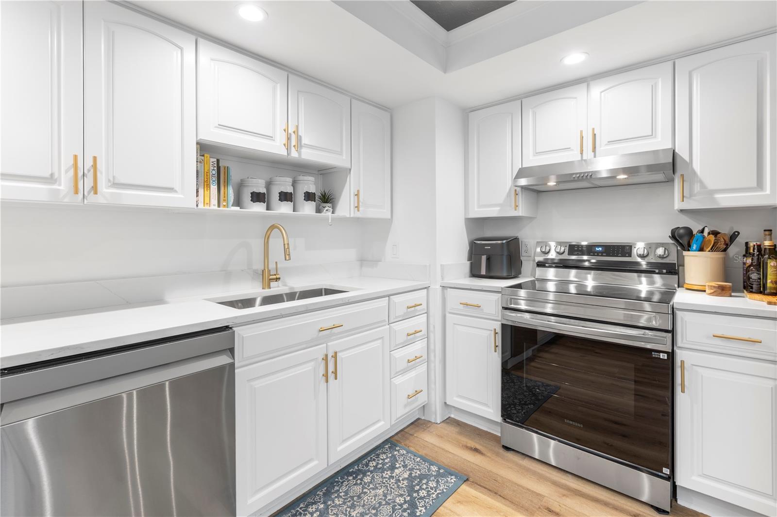 14223 Cypress Circle 14223