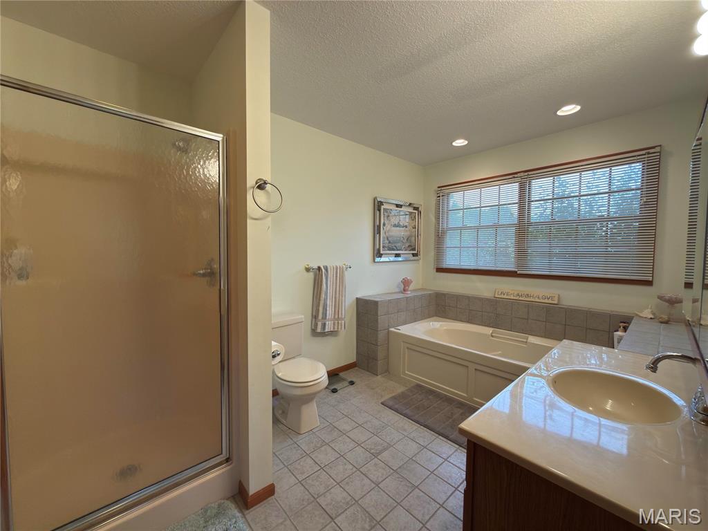13322 Old Hwy 79
