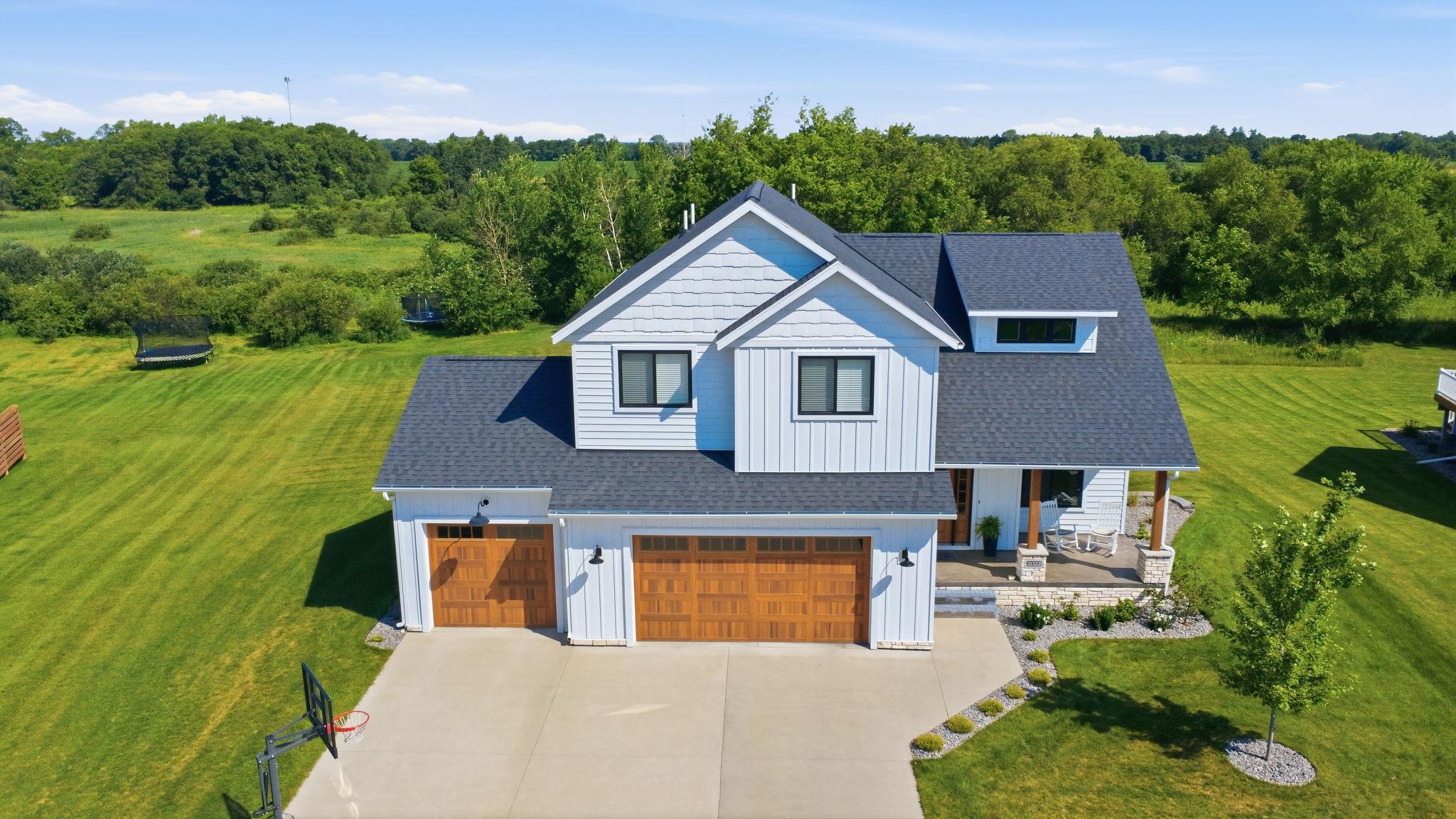 2022 Sandstone Loop N
