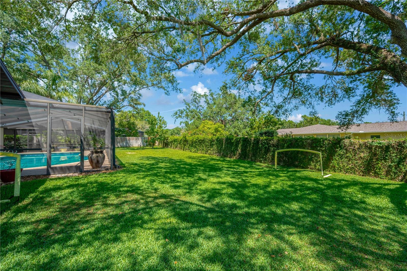 1007 Morfield Lane