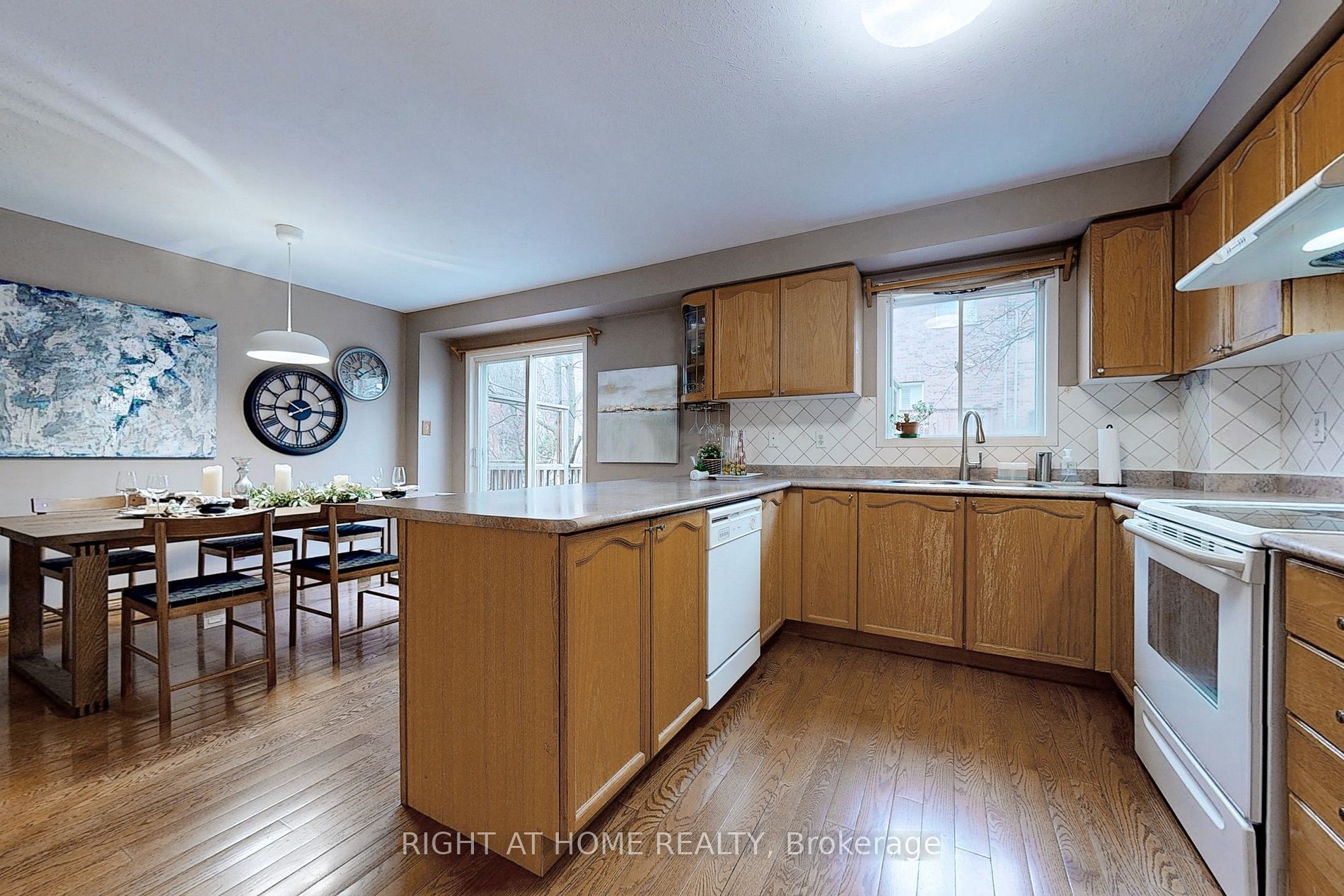 2370 W Britannia Rd 7