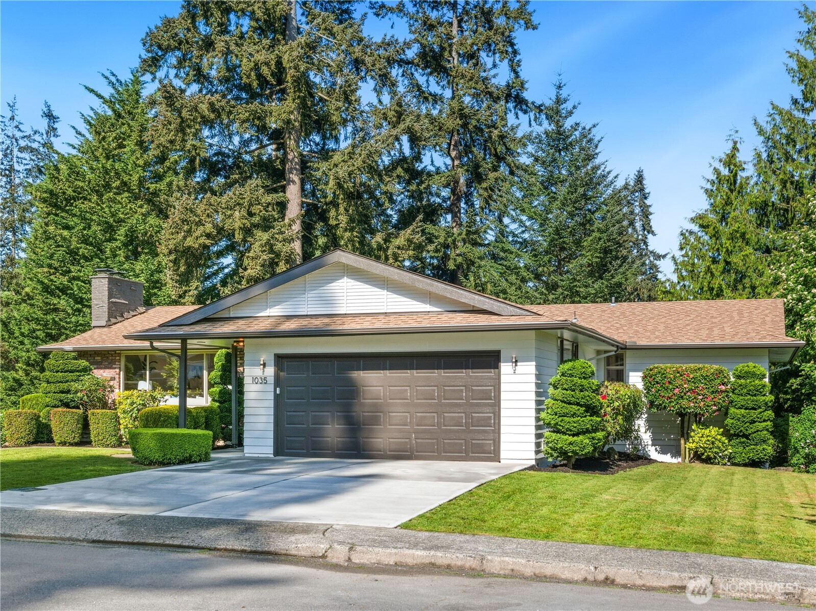 Bellevue - 1035  147th Avenue SE