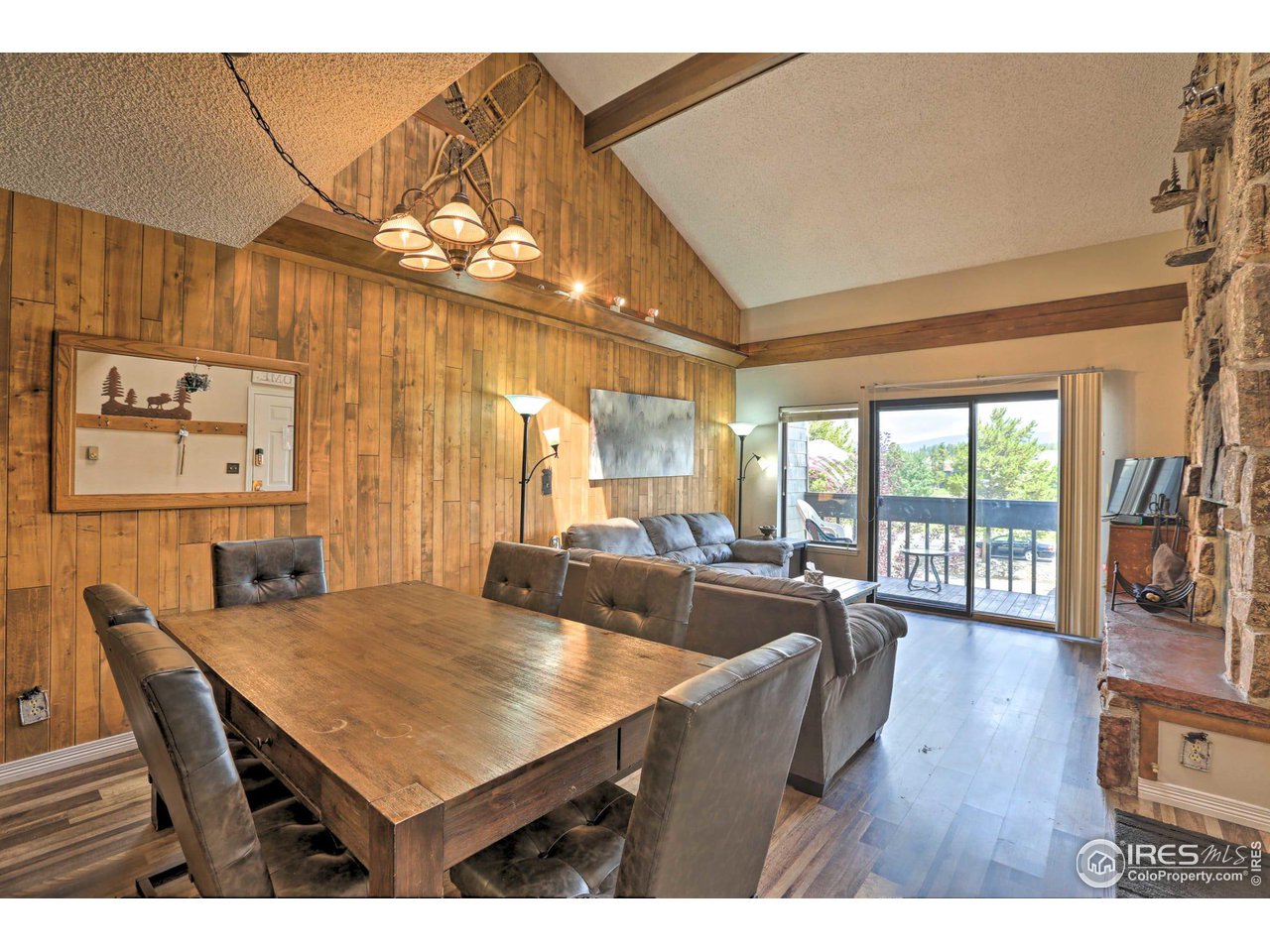 83 County Road 8400 A9